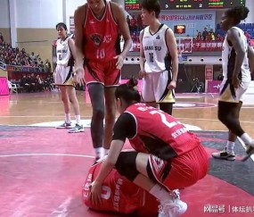 足球-赛场流氓！WCBA惊现外援阿利恩垫脚致盛帆女篮核心王佳琦赛季报销